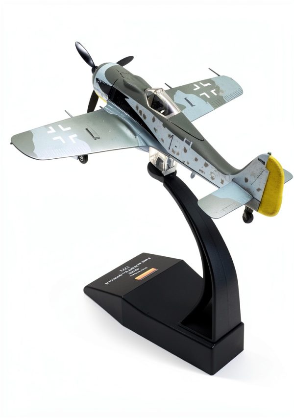 Focke Wulf Fw 190A-8 Model Plane by MOUDOAUER 1:72 Die‑Cast Aircraft-7