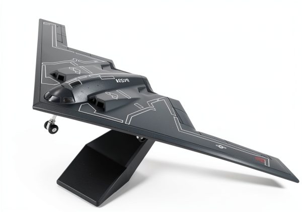 USAF B-2 Stealth Bomber Plane by DAGIJIRD 1:200 Scale Die Cast Alloy-1